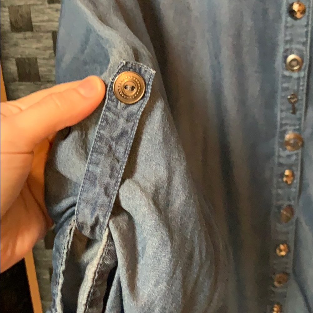 Blouse - Picture 2 of 8